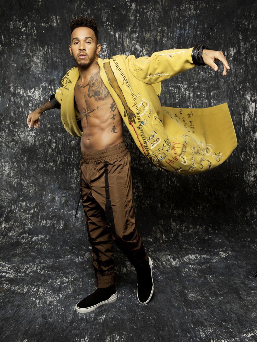 lewis-hamilton-yellow-jacket.jpg
